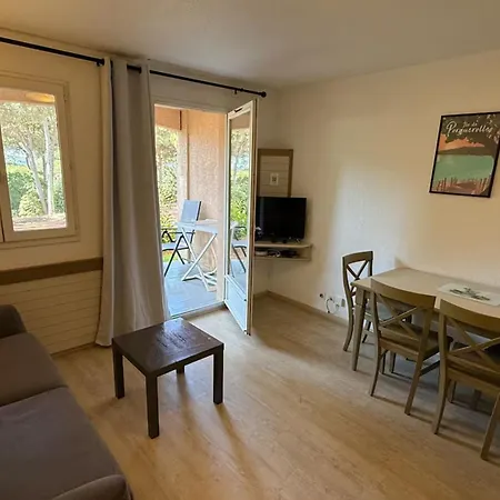 In Saint-raphael Pool & Tennis Apartmán