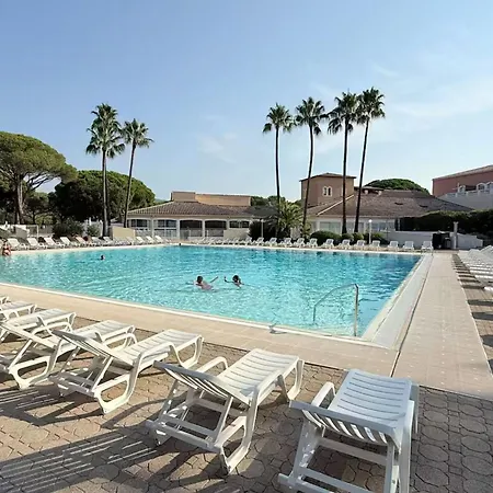 In Saint-raphael Pool & Tennis Apartmán